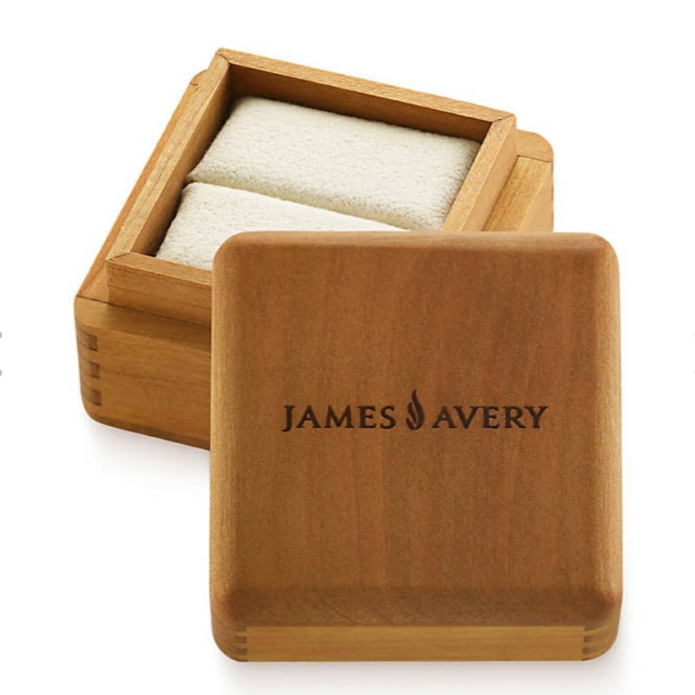 🆕James Avery Signature wooden Ring Boxes♥️
